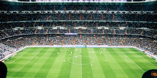 球员场上跑动热力图，显示活动最频繁的区域